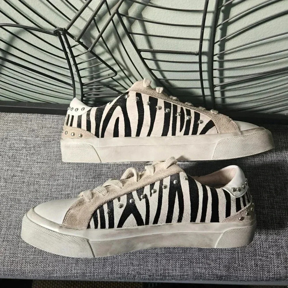 Zara | Zebra Pattern Studded Distressed (but like new!) Sneakers Size 41 - Picture 16 of 16